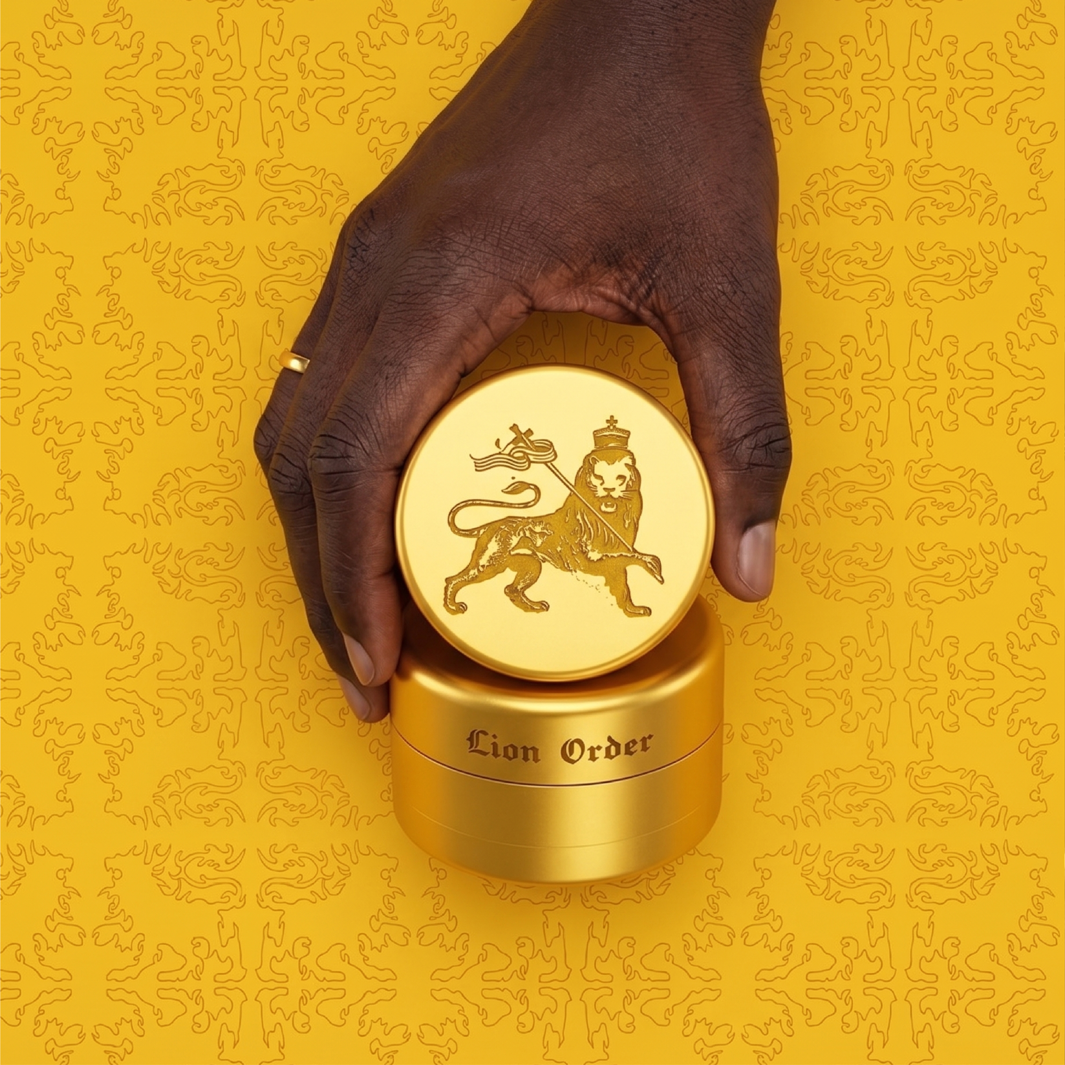 Lion Order Premium Grinder